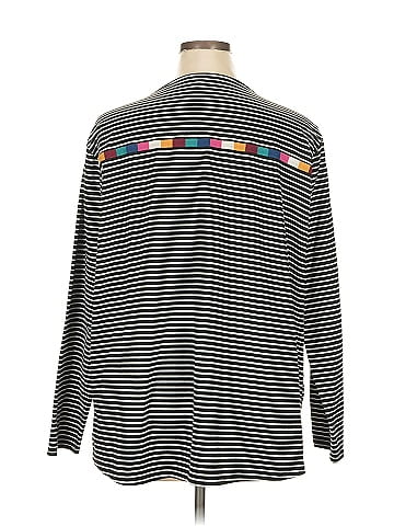 Andree by UNIT Long Sleeve Top (view 2)