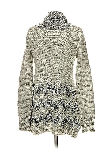 Hem & Thread Pullover Sweater (view 2)