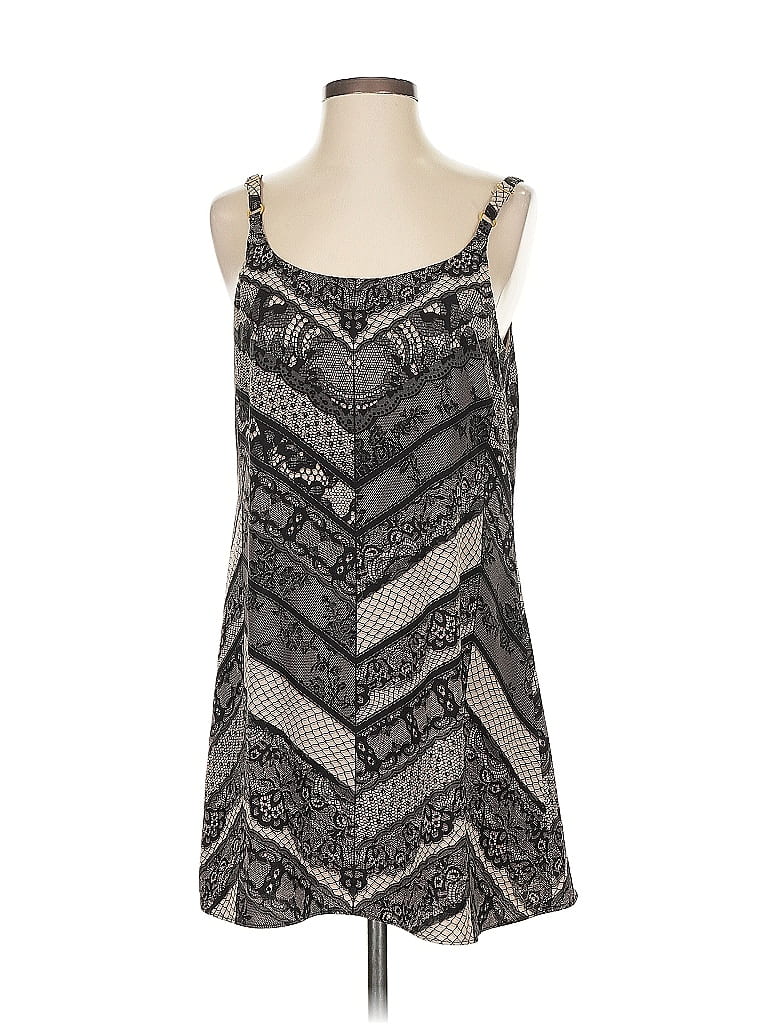 Pre-owned Cabi Sleeveless Blouse In Gray