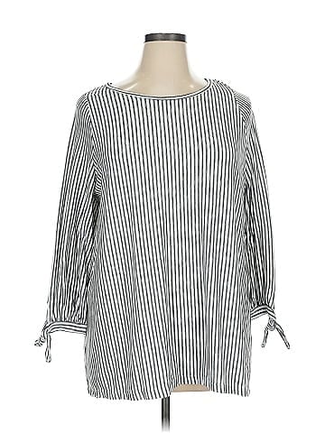 Max Studio 3/4 Sleeve T-Shirt (view 1)