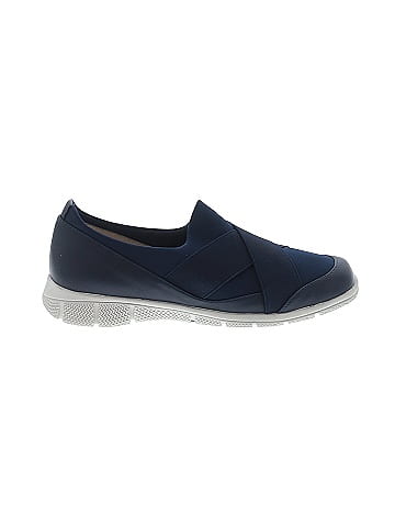 Trotters Sneakers (view 1)