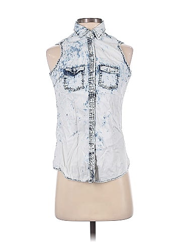 Ali & Kris Sleeveless Button-Down Shirt (view 1)