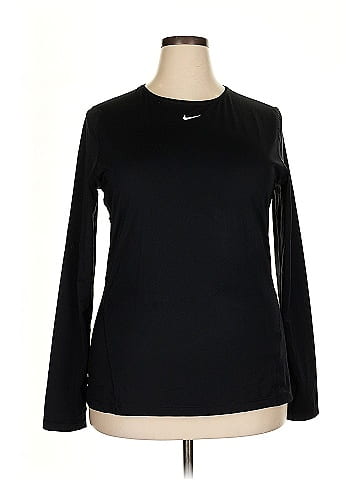 Nike Long Sleeve T-Shirt (view 1)