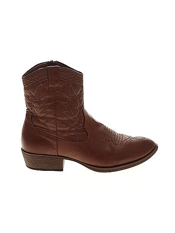 COCONUTS by Matisse Ankle Boots (view 1)