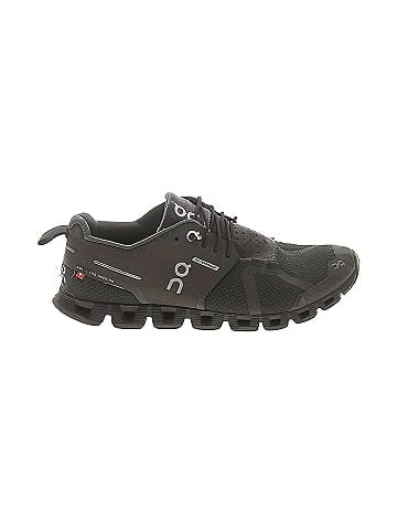 On Cloud Sneakers (view 1)