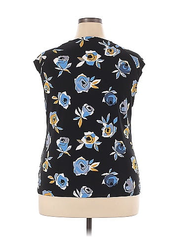 Kasper Sleeveless Blouse (view 2)
