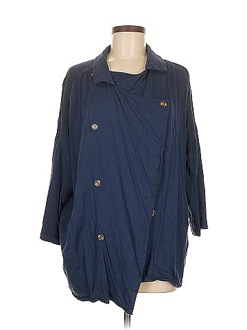 The Hanger 3/4 Sleeve Button-Down Shirt (view 1)