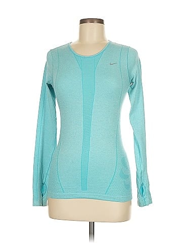 Nike Long Sleeve T-Shirt (view 1)