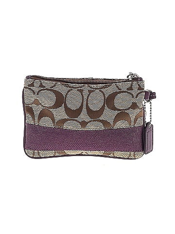 Coach Wristlet (view 2)
