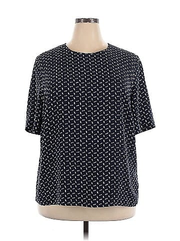Le Suit Short Sleeve Top (view 1)