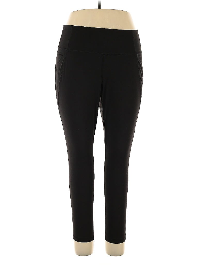 Pre-owned Livi Active Pants In Black