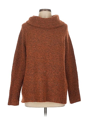 RD Style Turtleneck Sweater (view 1)