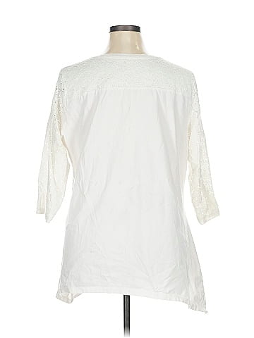 D&Co. 3/4 Sleeve Top (view 2)