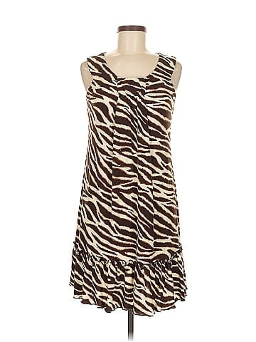 Lucy & Laurel Casual Dress (view 1)