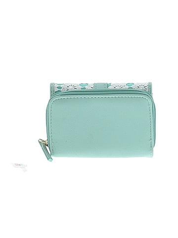 Claire's Wallet (view 2)
