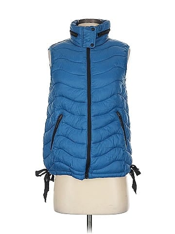 Bernardo Vest (view 1)