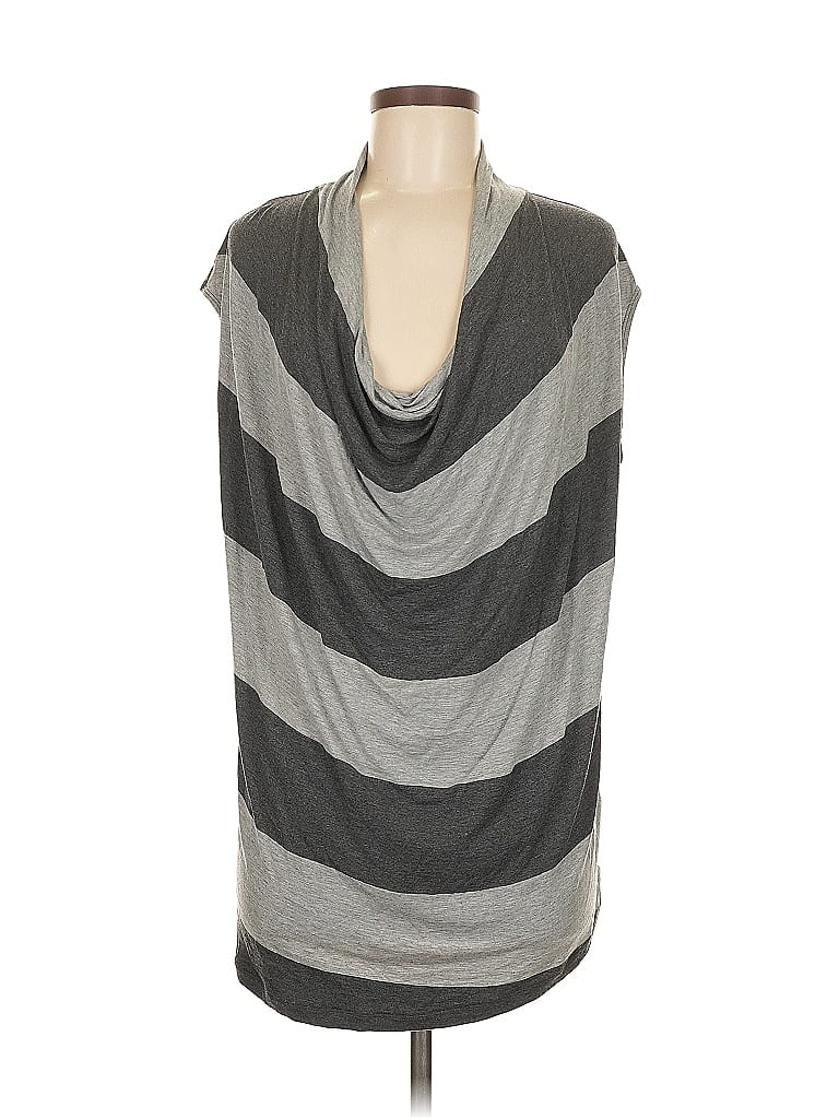 Pre-owned Cabi Sleeveless T-shirt In Gray
