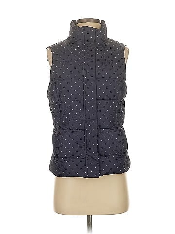 Gap Outlet Vest (view 1)