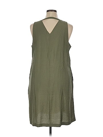 Banana Republic Casual Dress (view 2)