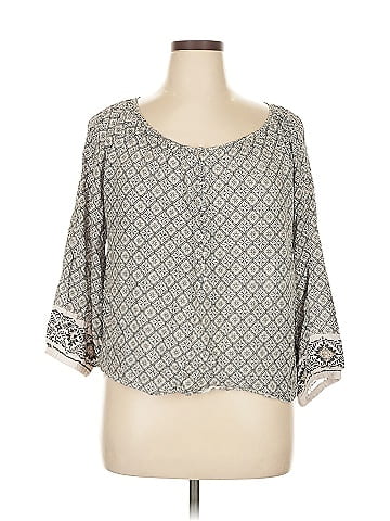 Adrienne Vittadini 3/4 Sleeve Blouse (view 1)