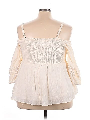 Torrid 3/4 Sleeve Blouse (view 2)