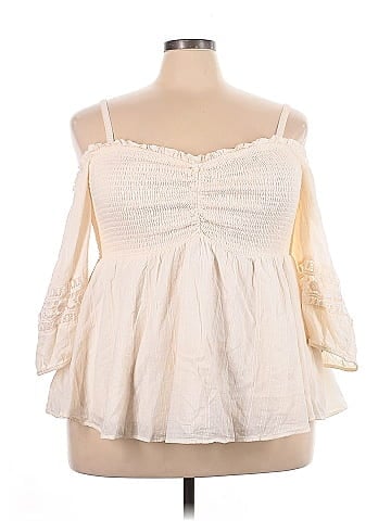 Torrid 3/4 Sleeve Blouse (view 1)