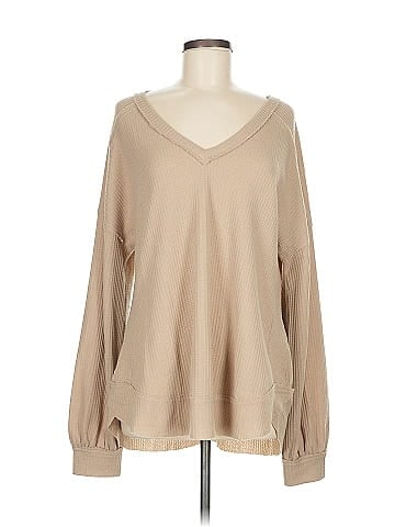 New In Pullover Sweater (view 1)