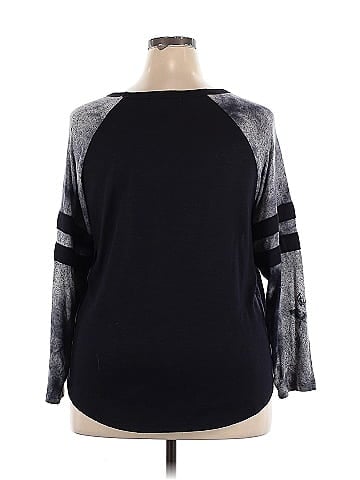 Wallflower 3/4 Sleeve T-Shirt (view 2)