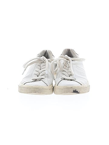 VEJA Sneakers (view 2)
