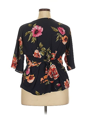 West Kei Short Sleeve Blouse (view 2)