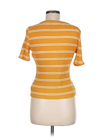 No Boundaries Short Sleeve Top (view 2)