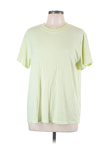 Lululemon Athletica Short Sleeve T-Shirt (view 1)