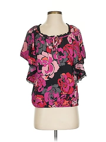 Elle Short Sleeve Blouse (view 1)