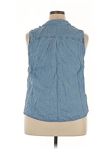 Eddie Bauer Sleeveless Button-Down Shirt (view 2)