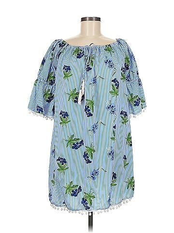 America & Beyond 3/4 Sleeve Blouse (view 1)