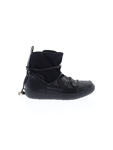 Nio Nio Ankle Boots (view 1)