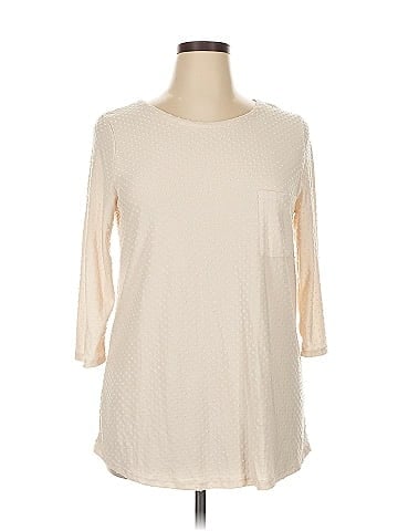 Betsey's Boutique Shop 3/4 Sleeve T-Shirt (view 1)