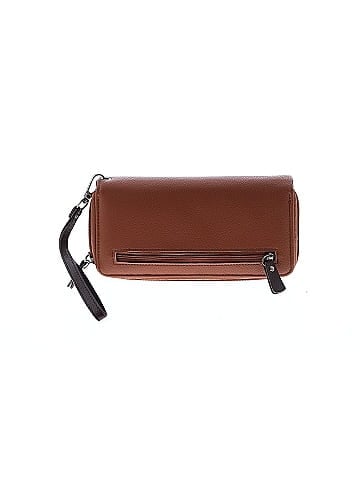 Deluxity Wristlet (view 2)