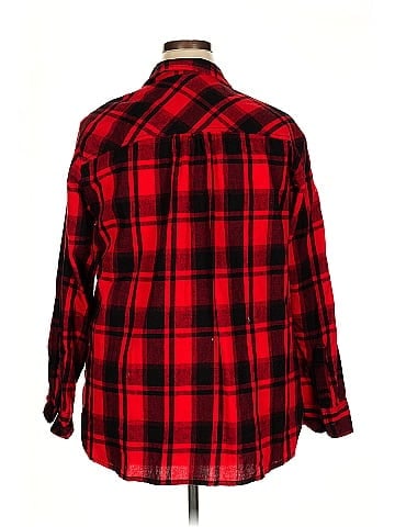 Time and Tru Long Sleeve Button-Down Shirt (view 2)