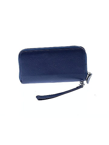 Unbranded Wristlet (view 2)