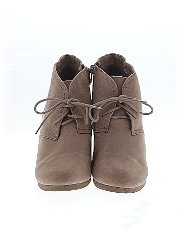 Universal Thread Ankle Boots (view 2)