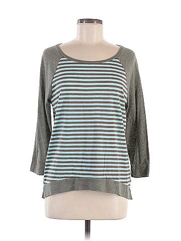 American Eagle Outfitters 3/4 Sleeve T-Shirt (view 1)