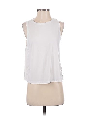 Gap Fit Sleeveless T-Shirt (view 1)