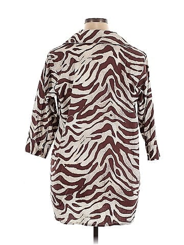 Avenue 3/4 Sleeve Button-Down Shirt (view 2)