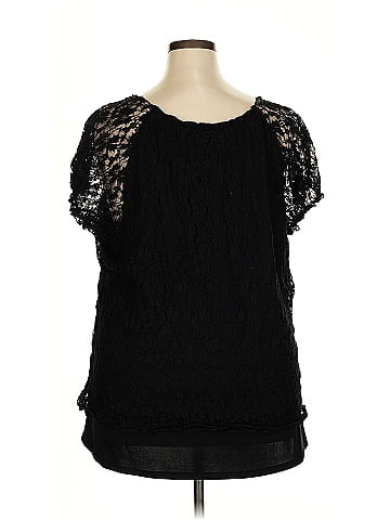 Avenue Short Sleeve T-Shirt (view 2)