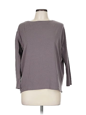 Lululemon Athletica 3/4 Sleeve T-Shirt (view 1)
