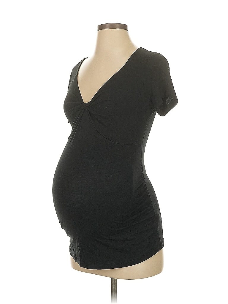 Pre-owned Ingrid & Isabel Short Sleeve T-shirt In Black