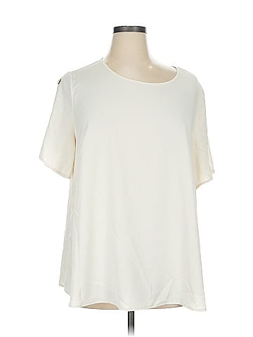 BLOOMCHIC Short Sleeve Top (view 1)