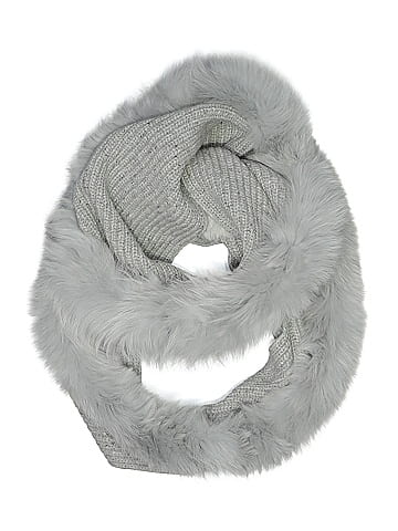 Theory Scarf (view 1)
