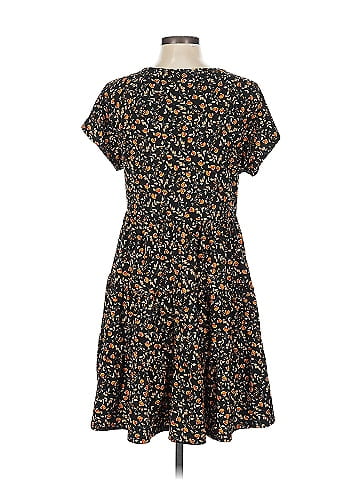 Urban Outfitters Casual Dress (view 2)